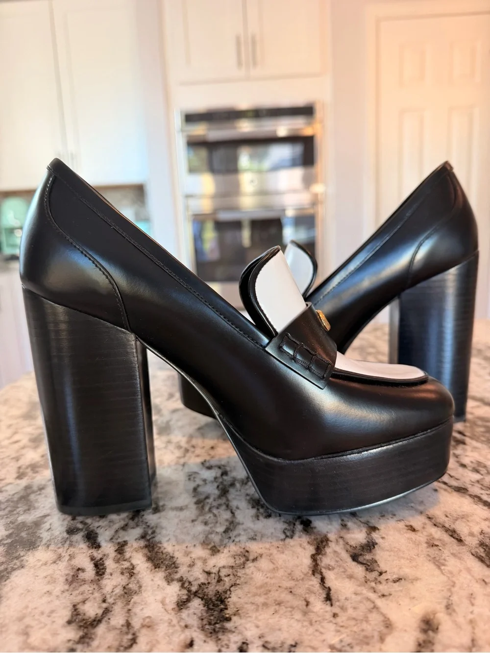 Coach Ilyse Black and White Leather Platform Loafers with Gold C Hardware 8.5